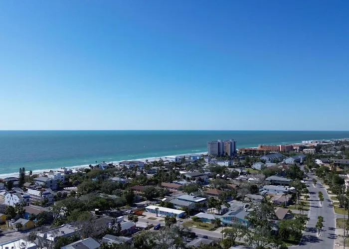 Bates Avenue House Holiday home Clearwater Beach