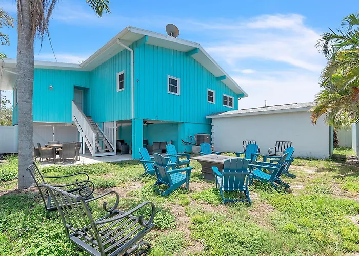 Bates Avenue House *
